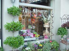 Country Flower Hutch