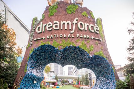 The New Hybrid Event Benchmark: Dreamforce &#8217;21